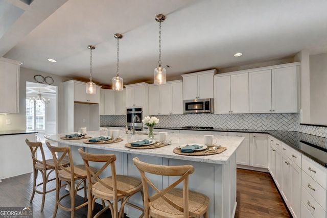 4419 Sierra Creek Drive, Hoschton, GA 30548