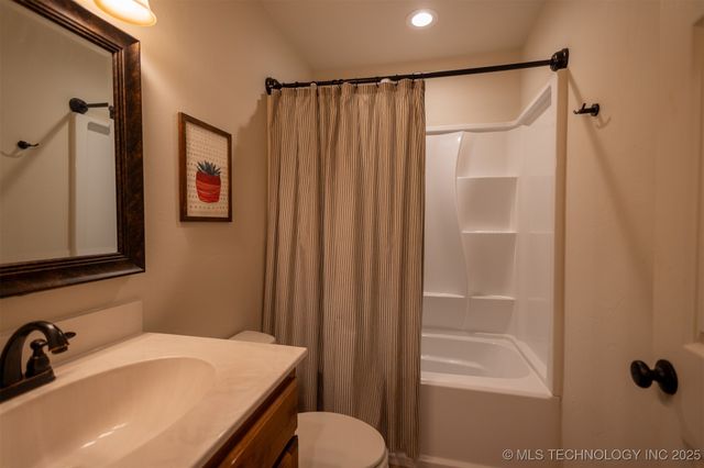 315 Diamondhead Drive, Burneyville, OK 73430