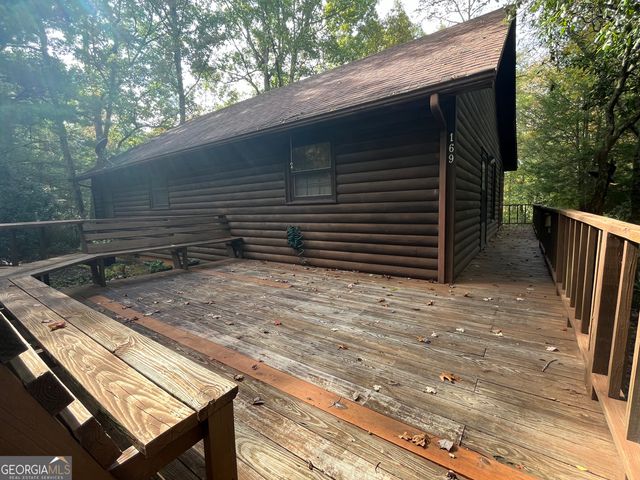 169 Wildhorse Cove Circle, Cleveland, GA 30528