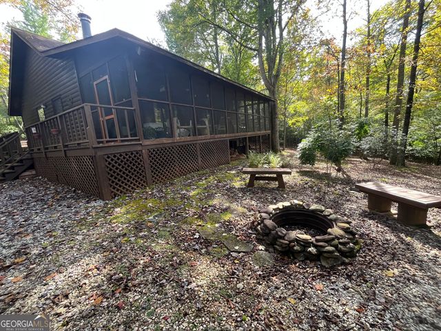 169 Wildhorse Cove Circle, Cleveland, GA 30528