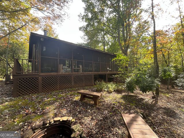 169 Wildhorse Cove Circle, Cleveland, GA 30528