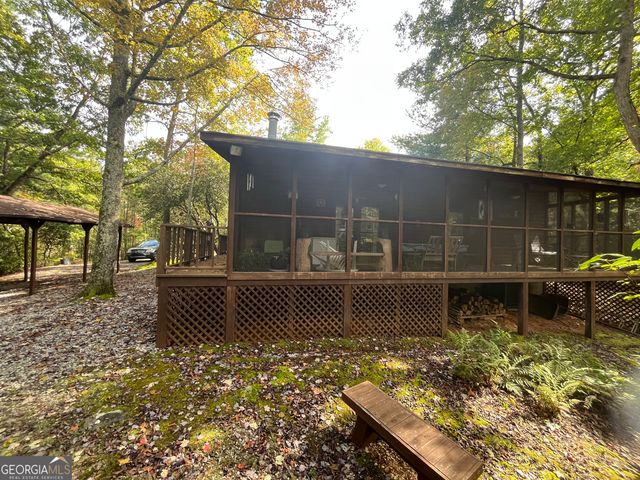 169 Wildhorse Cove Circle, Cleveland, GA 30528