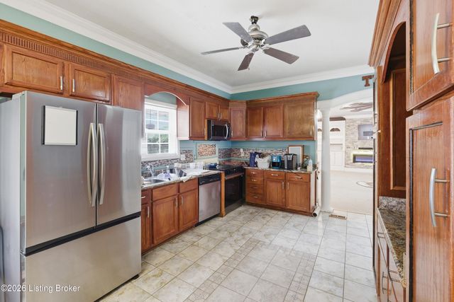 1237 Bates Ave, Louisville, KY 40219