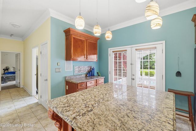 1237 Bates Ave, Louisville, KY 40219