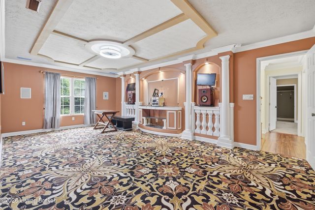 1237 Bates Ave, Louisville, KY 40219