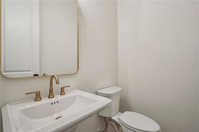 1028 Eastman Court, Hoschton, GA 30548