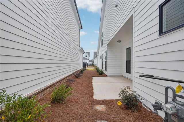 1028 Eastman Court, Hoschton, GA 30548