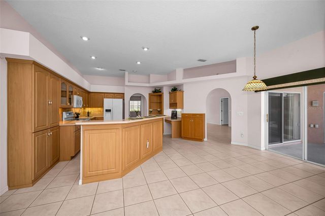 548 MANISHA PLACE, Tarpon Springs, FL 34688