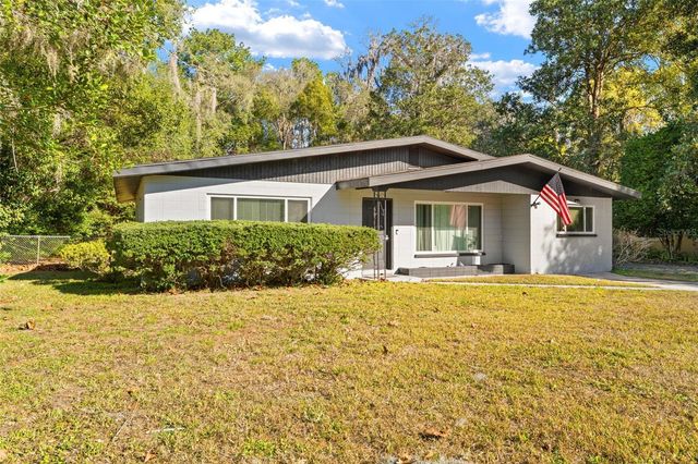 104 EDERINGTON DRIVE, Brooksville, FL 34601
