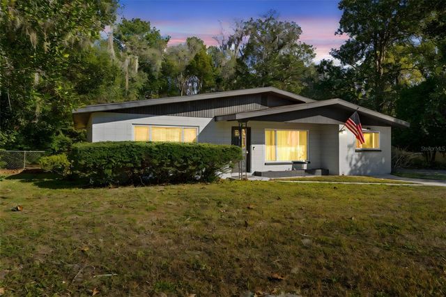 104 EDERINGTON DRIVE, Brooksville, FL 34601