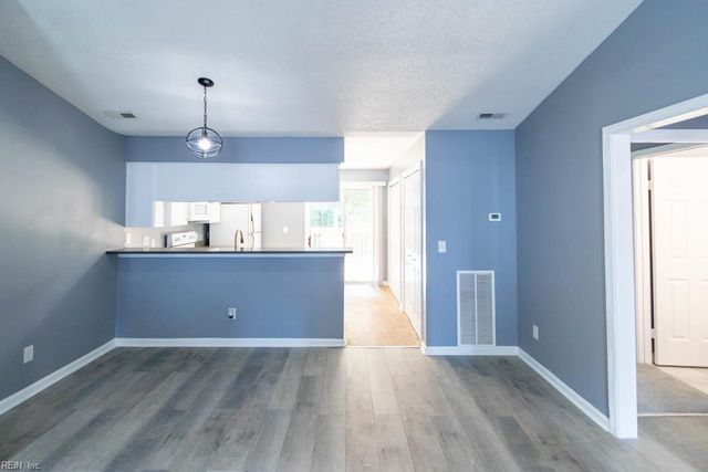 4831 Station House LN, Virginia Beach, VA 23455