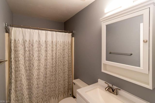 4831 Station House LN, Virginia Beach, VA 23455