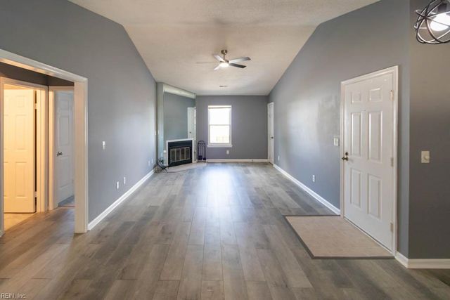 4831 Station House LN, Virginia Beach, VA 23455