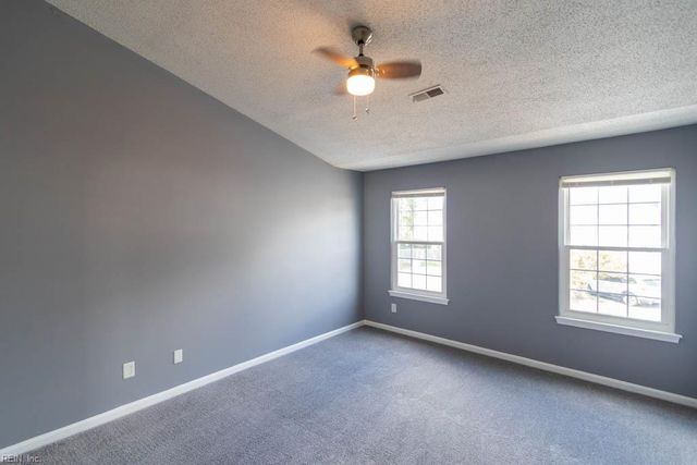 4831 Station House LN, Virginia Beach, VA 23455