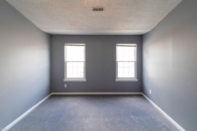 4831 Station House LN, Virginia Beach, VA 23455