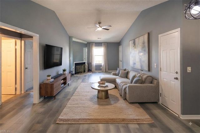4831 Station House LN, Virginia Beach, VA 23455