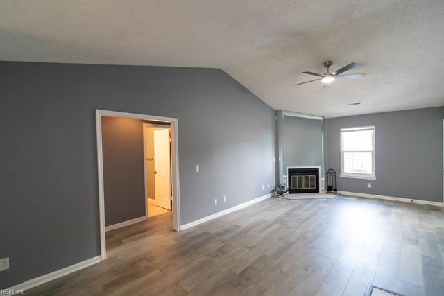 4831 Station House LN, Virginia Beach, VA 23455