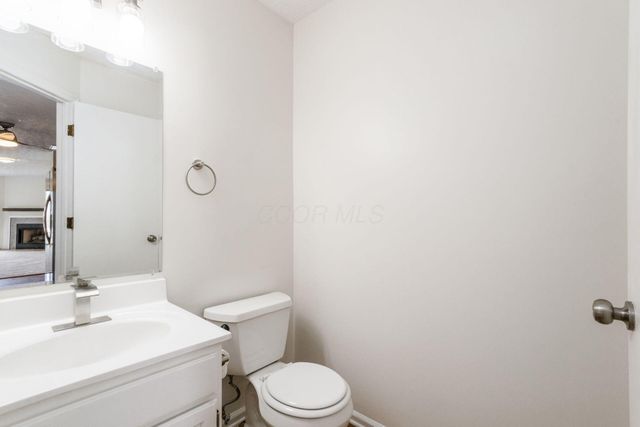 3656 Lakestone Circle, Hilliard, OH 43026