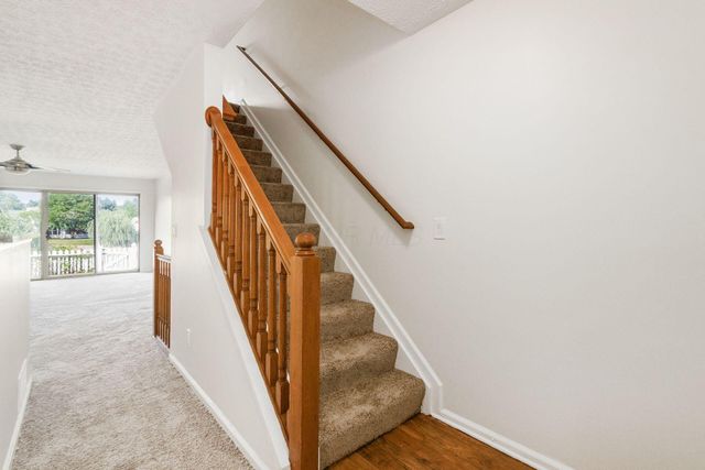 3656 Lakestone Circle, Hilliard, OH 43026