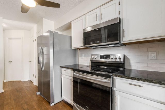 3656 Lakestone Circle, Hilliard, OH 43026