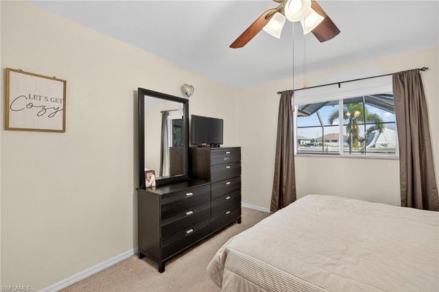 1633 NW 37th PL, Cape Coral, FL 33993