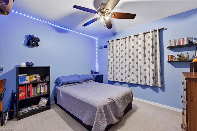 1633 NW 37th PL, Cape Coral, FL 33993