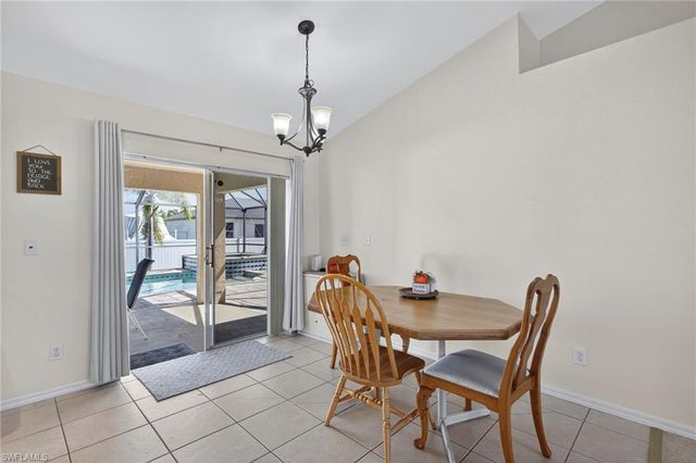 1633 NW 37th PL, Cape Coral, FL 33993