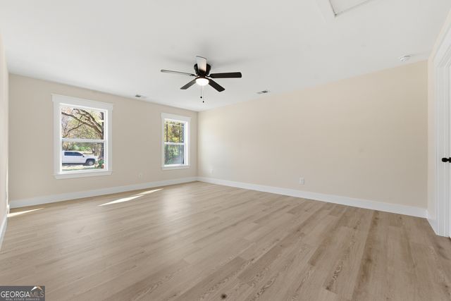 28 Weems SPUR SW, Cartersville, GA 30120