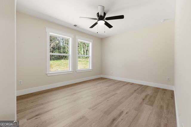 28 Weems SPUR SW, Cartersville, GA 30120