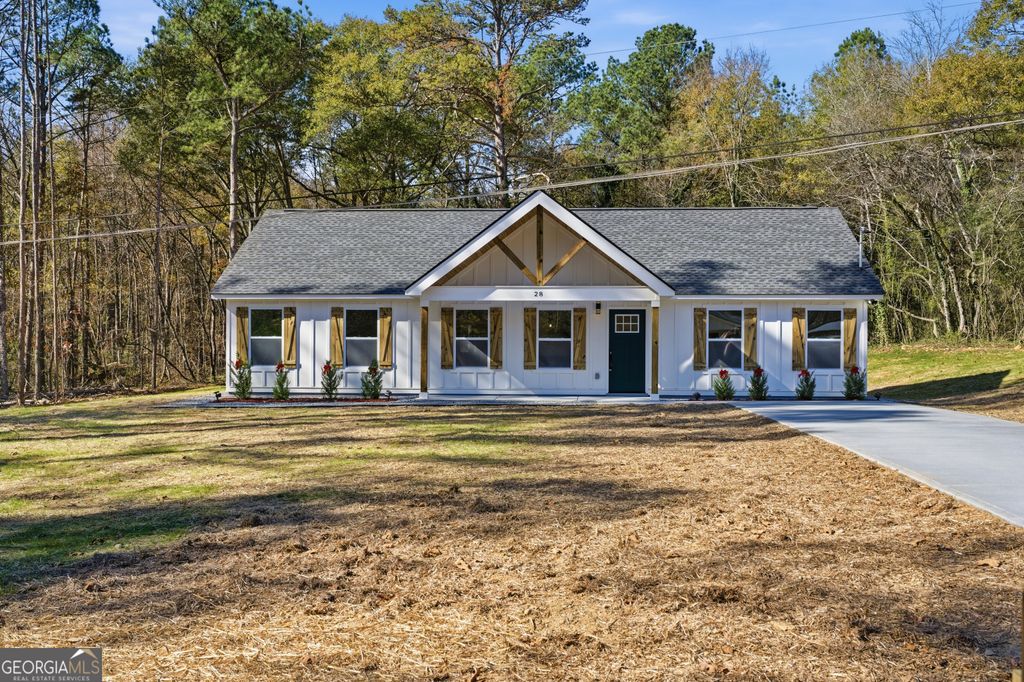28 Weems SPUR SW, Cartersville, GA 30120