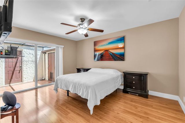 9820 NW 65th Court B13, Tamarac, FL 33321