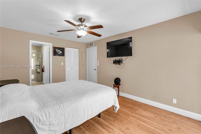 9820 NW 65th Court B13, Tamarac, FL 33321