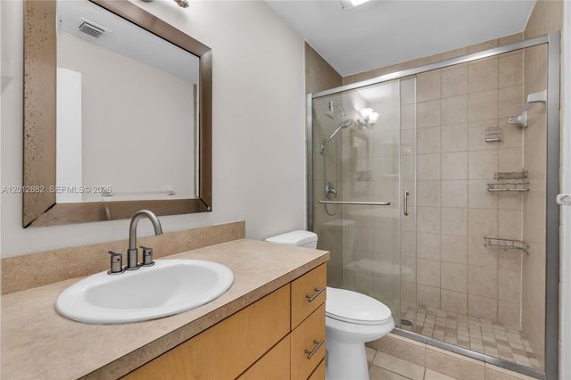 9820 NW 65th Court B13, Tamarac, FL 33321