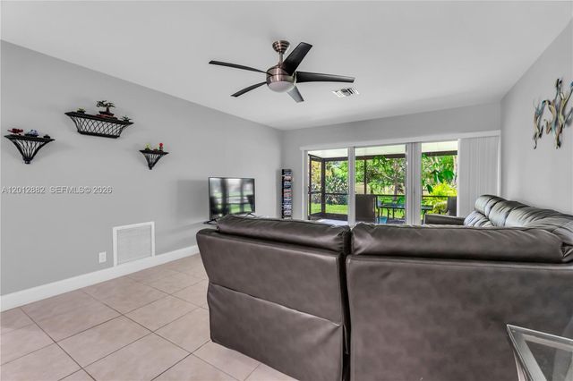 9820 NW 65th Court B13, Tamarac, FL 33321
