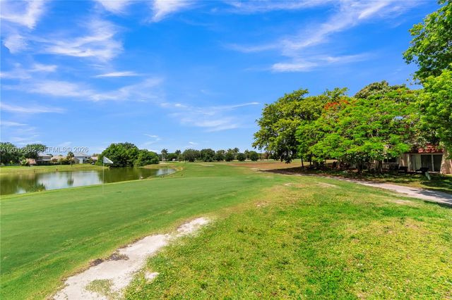 9820 NW 65th Court B13, Tamarac, FL 33321