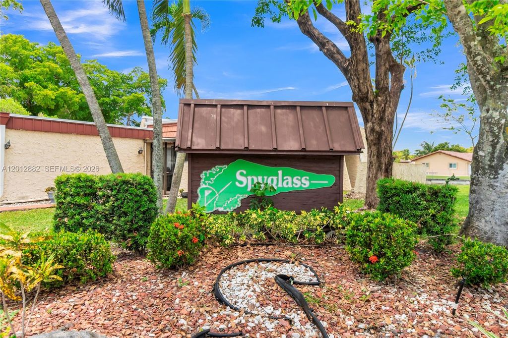 9820 NW 65th Court B13, Tamarac, FL 33321