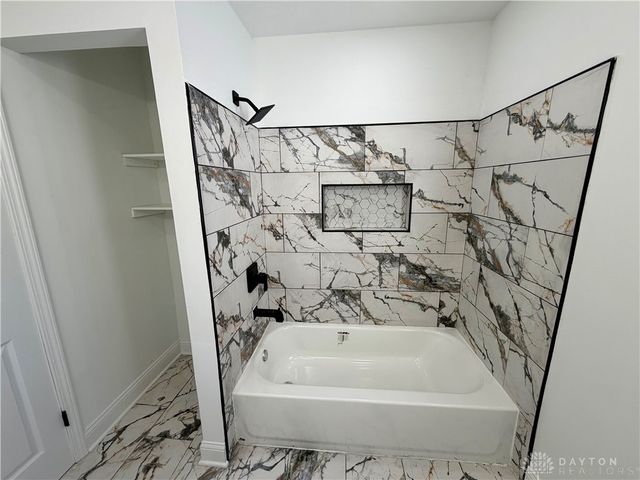 1615 Parkhill Drive, Dayton, OH 45406