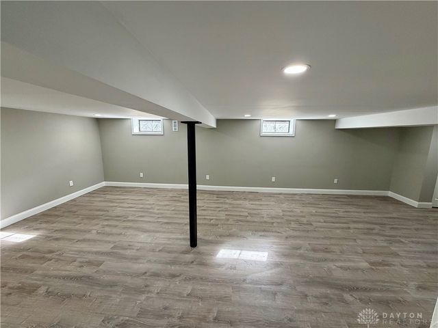 1615 Parkhill Drive, Dayton, OH 45406