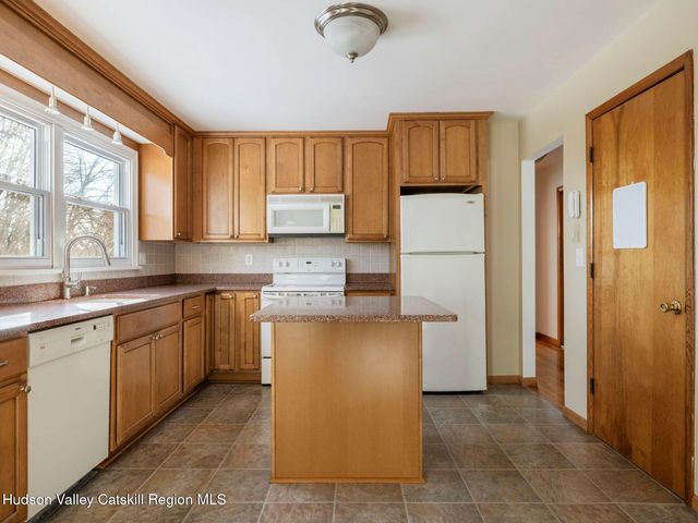 337 Elmendorf Drive, Hurley, NY 12443