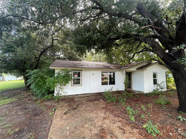 462 Avenue B, Markham, TX 77456