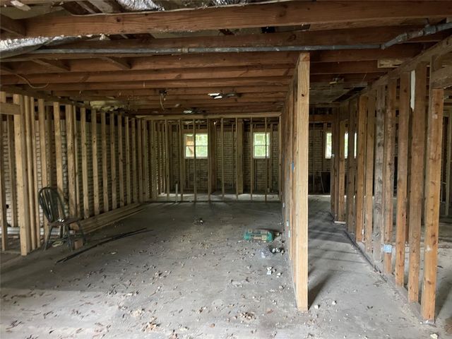 462 Avenue B, Markham, TX 77456