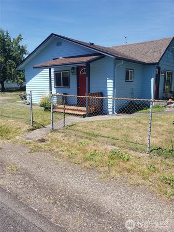 845 SW 3rd. Avenue, Castle Rock, WA 98611