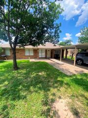 1715 Fawnhope Drive, Houston, TX 77008