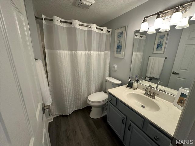 1620 Summergate Parkway B, St Charles, MO 63303