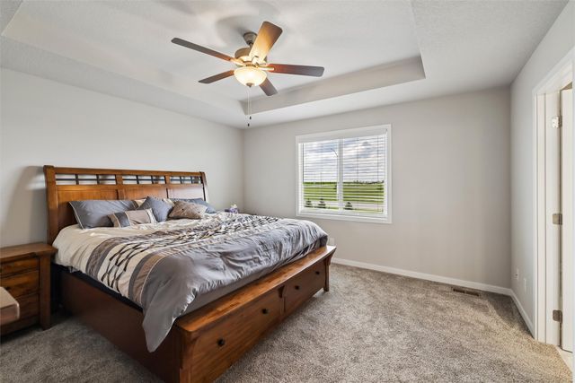 1465 NW Bull Run Court, Waukee, IA 50063