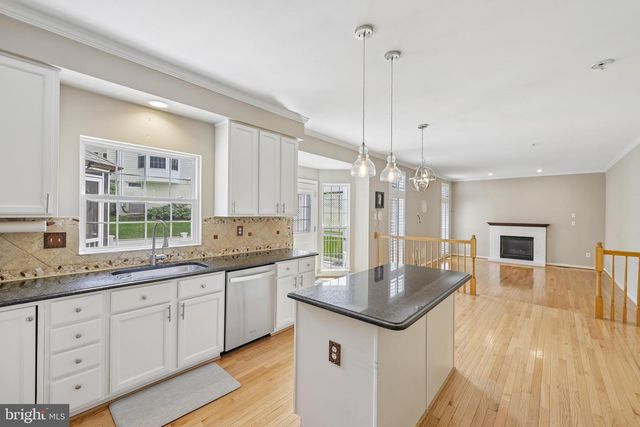 6927 MYSTIC WOODS WAY, Columbia, MD 21044