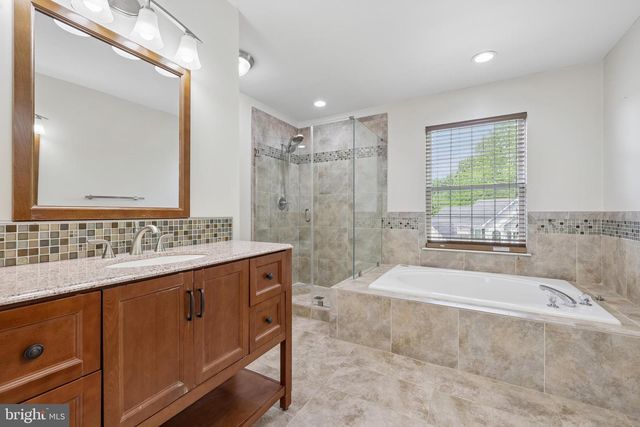 6927 MYSTIC WOODS WAY, Columbia, MD 21044