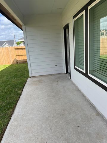 4906 Arvida Lane, Fresno, TX 77583