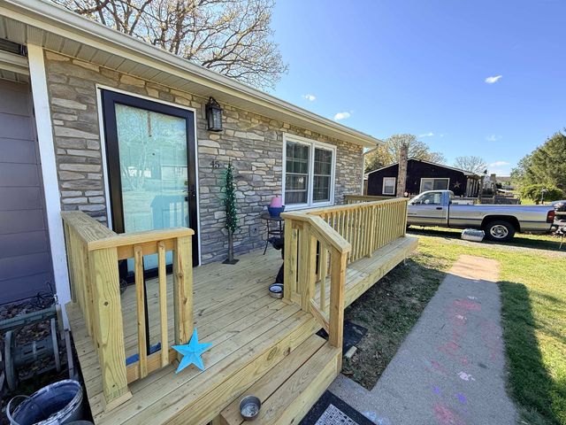 45 MERCER CIR, Grottoes, VA 24441