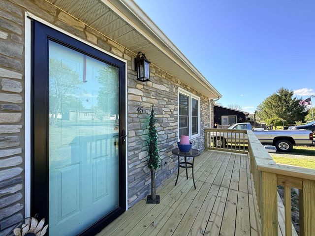 45 MERCER CIR, Grottoes, VA 24441